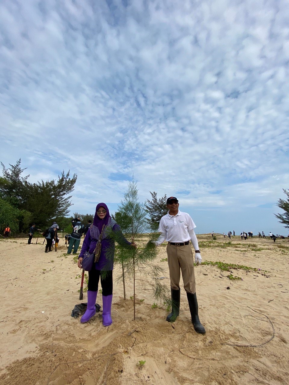 Blue Carbon – Planting of Mangrove and Beach Trees organized by BCCS 05.jpg