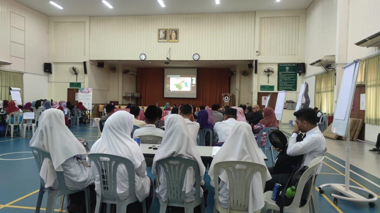 Green School Initiative Workshop 02.jpg