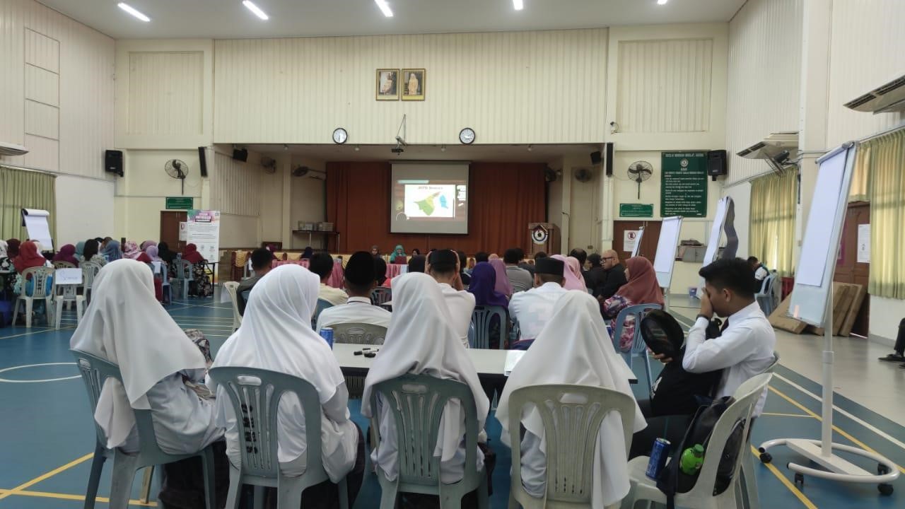 Green School Initiative Workshop 02.jpg